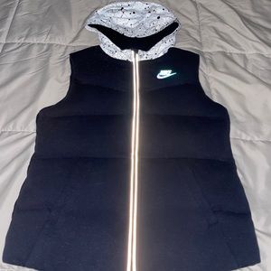 Nike Puffer Jacket with hood - Youth XL / Women’s Small